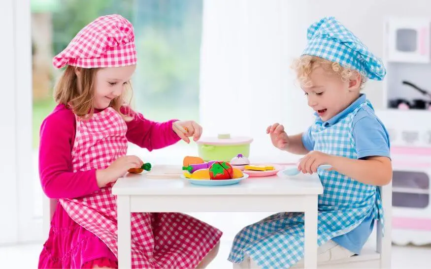 Zabawki dla dzieci - zabawa w gotowanie