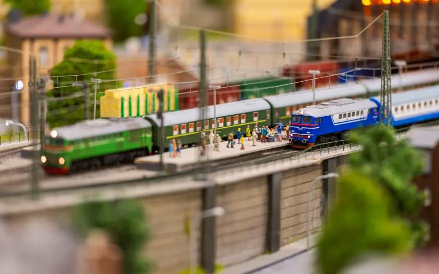 Kolejka elektryczna dla dorosłych