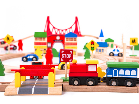 Drewniana kolejka pociąg na baterie tory akcesoria autka 90 elementów Ecotoys HM014665